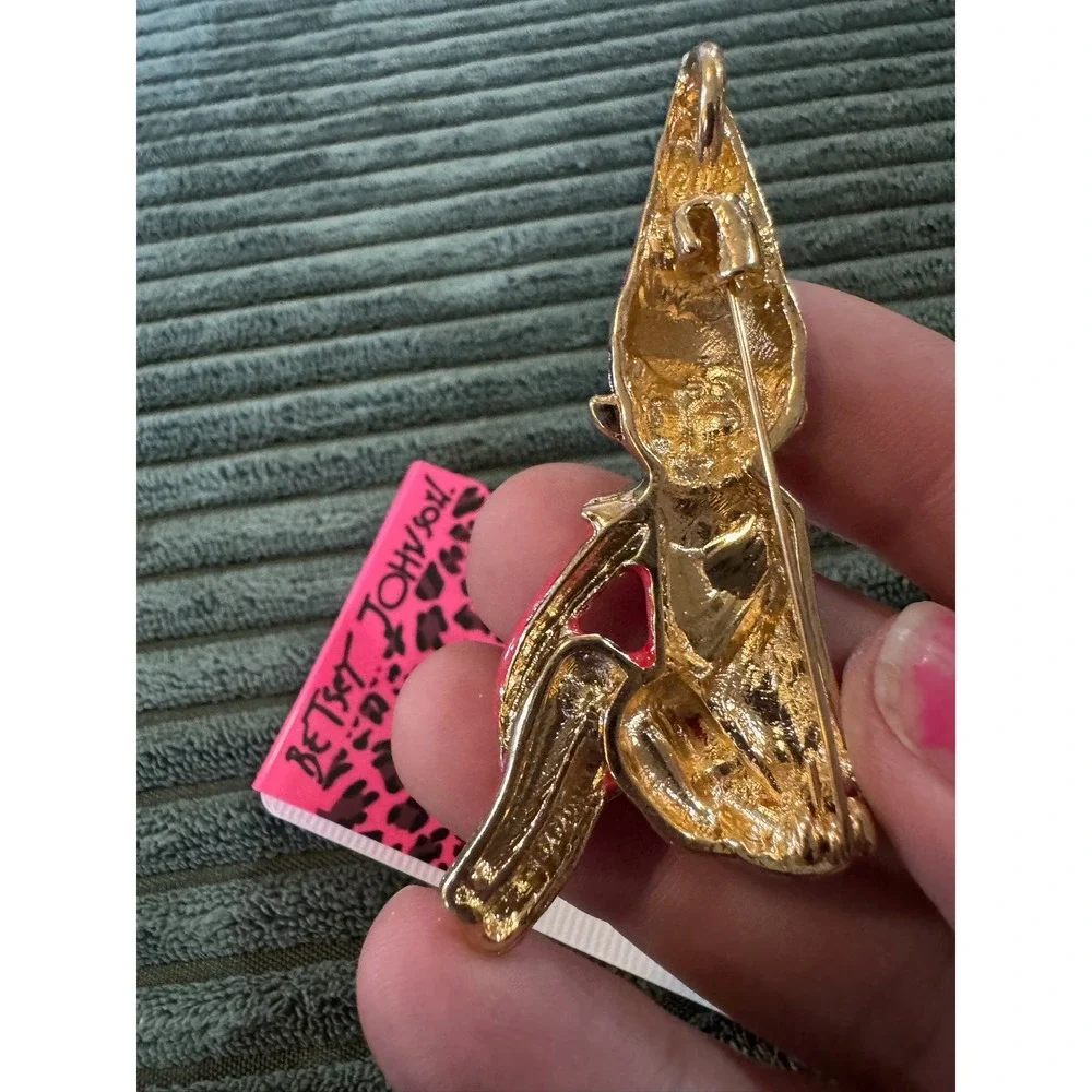 Betsey Johnson Elf Pin Brooch Pink Gold Tone Holiday Festive Whimsical‎